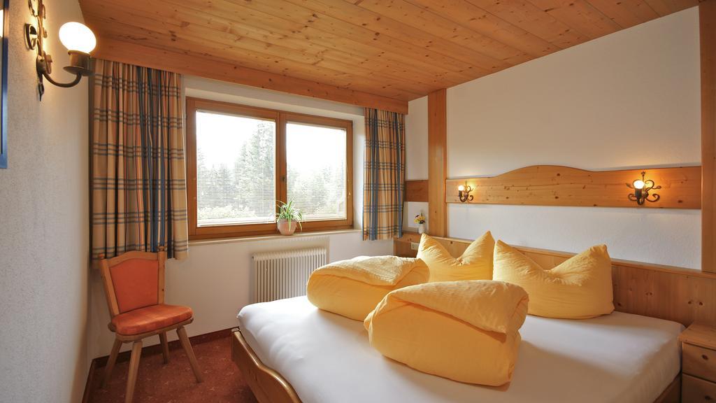 Komfort-Apartments Zufriedenheit Leutasch Kamer foto