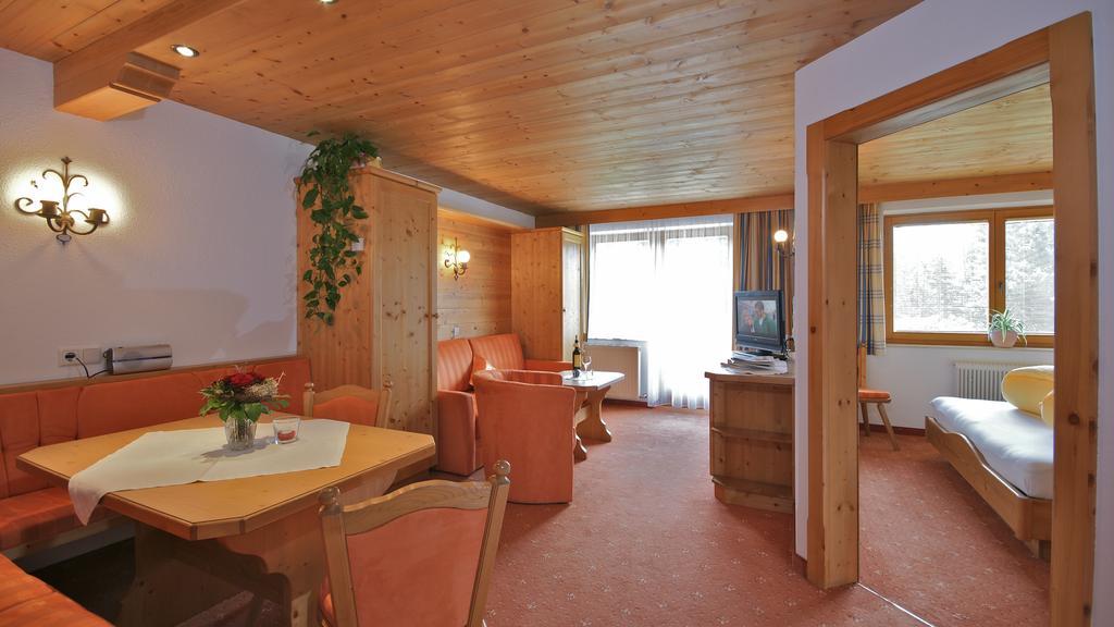 Komfort-Apartments Zufriedenheit Leutasch Kamer foto